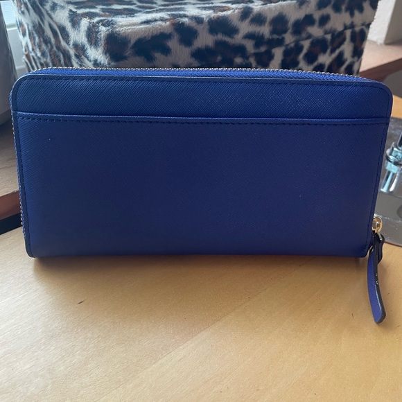 Kate Spade Large Continental Zip Wallet in Lux Blue Saffiano Leather - Picture 4 of 13